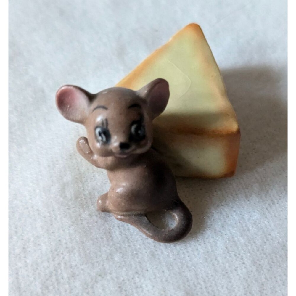 Vintage Josef Miniature Brown Mouse with Cheese Wedge Cute Figurine